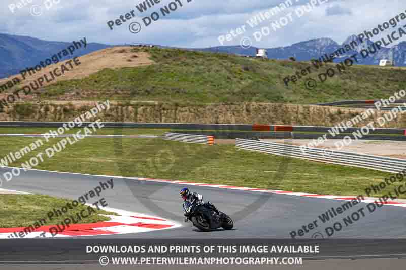 cadwell no limits trackday;cadwell park;cadwell park photographs;cadwell trackday photographs;enduro digital images;event digital images;eventdigitalimages;navarra;no limits trackdays;peter wileman photography;racing digital images;trackday digital images;trackday photos